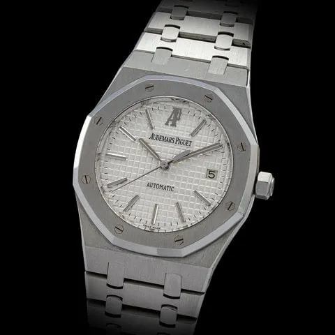 Audemars Piguet Royal Oak 15300ST.OO.1220ST.01 39mm Stainless steel Silver