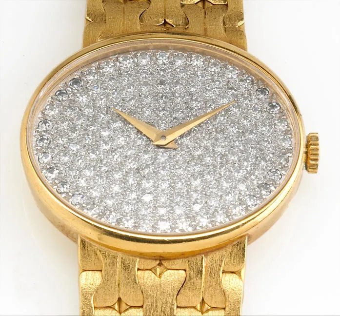 Baume & Mercier 26mm Yellow gold Diamond