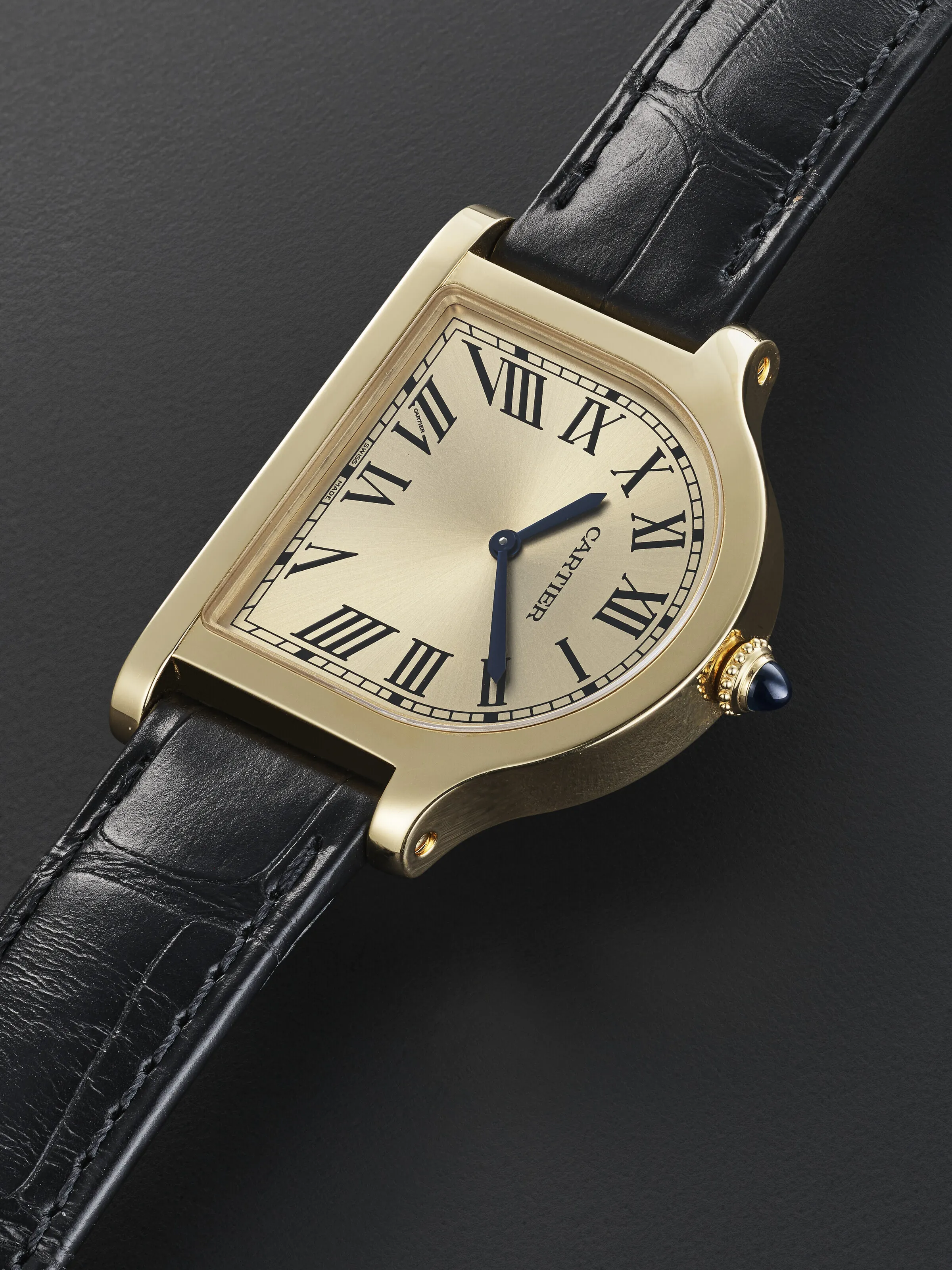 Cartier Cloche 29mm Yellow gold Champagne 1