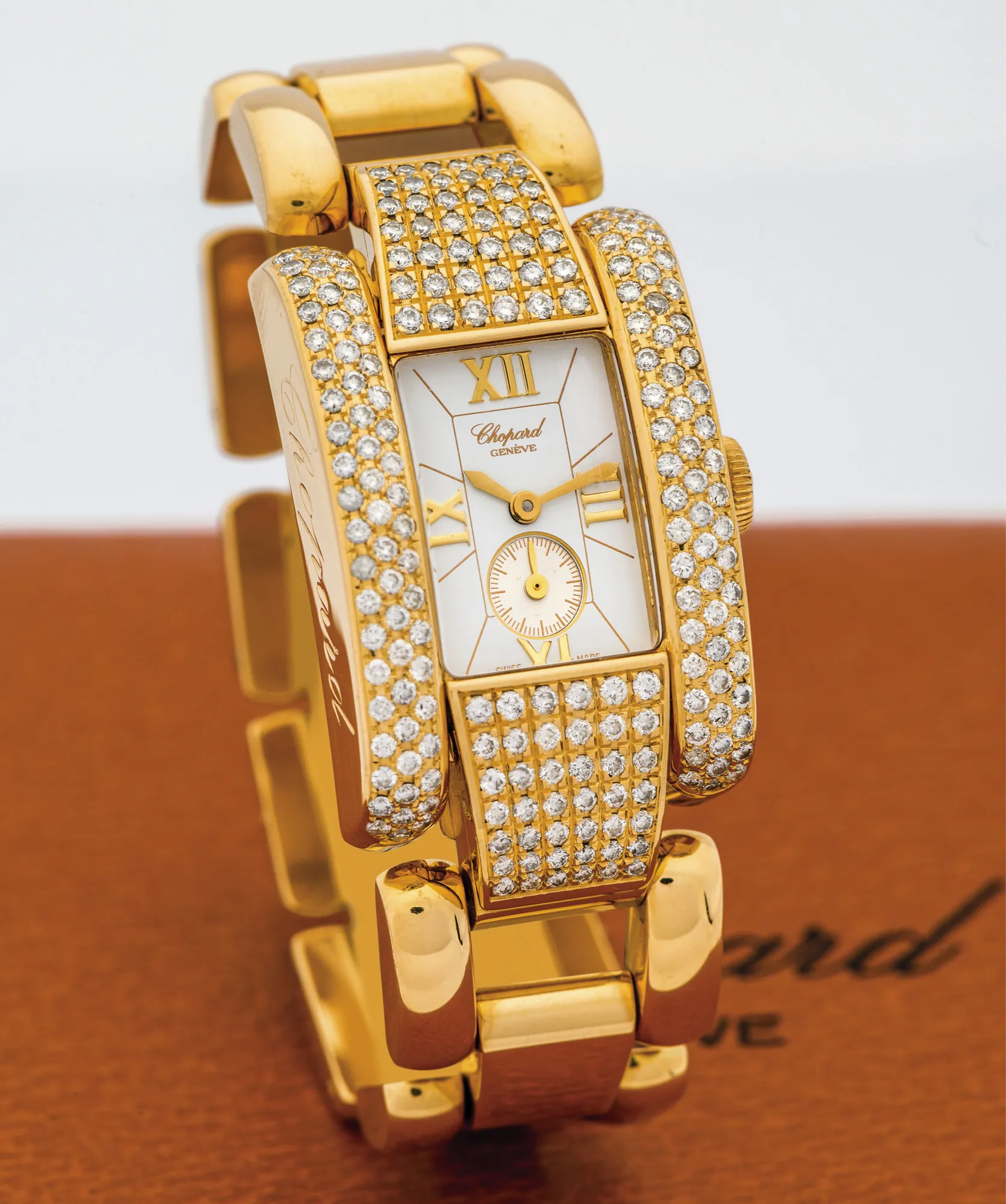 Chopard La Strada 5280 24mm Yellow gold White