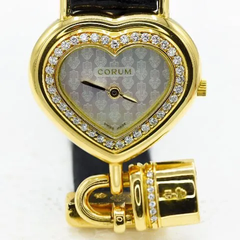 Corum 2418165 23.77mm Yellow gold Mother-of-pearl