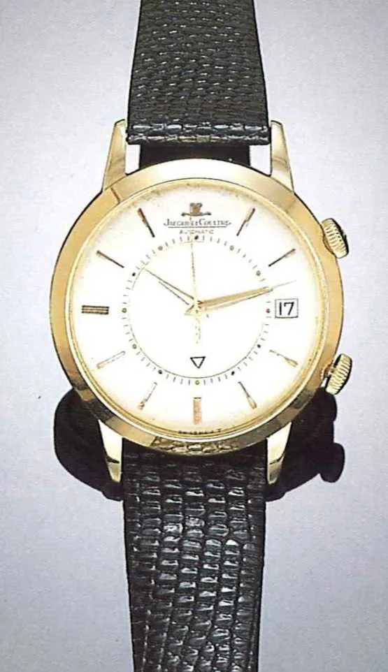 Jaeger-LeCoultre Memovox 37mm Yellow gold Silver