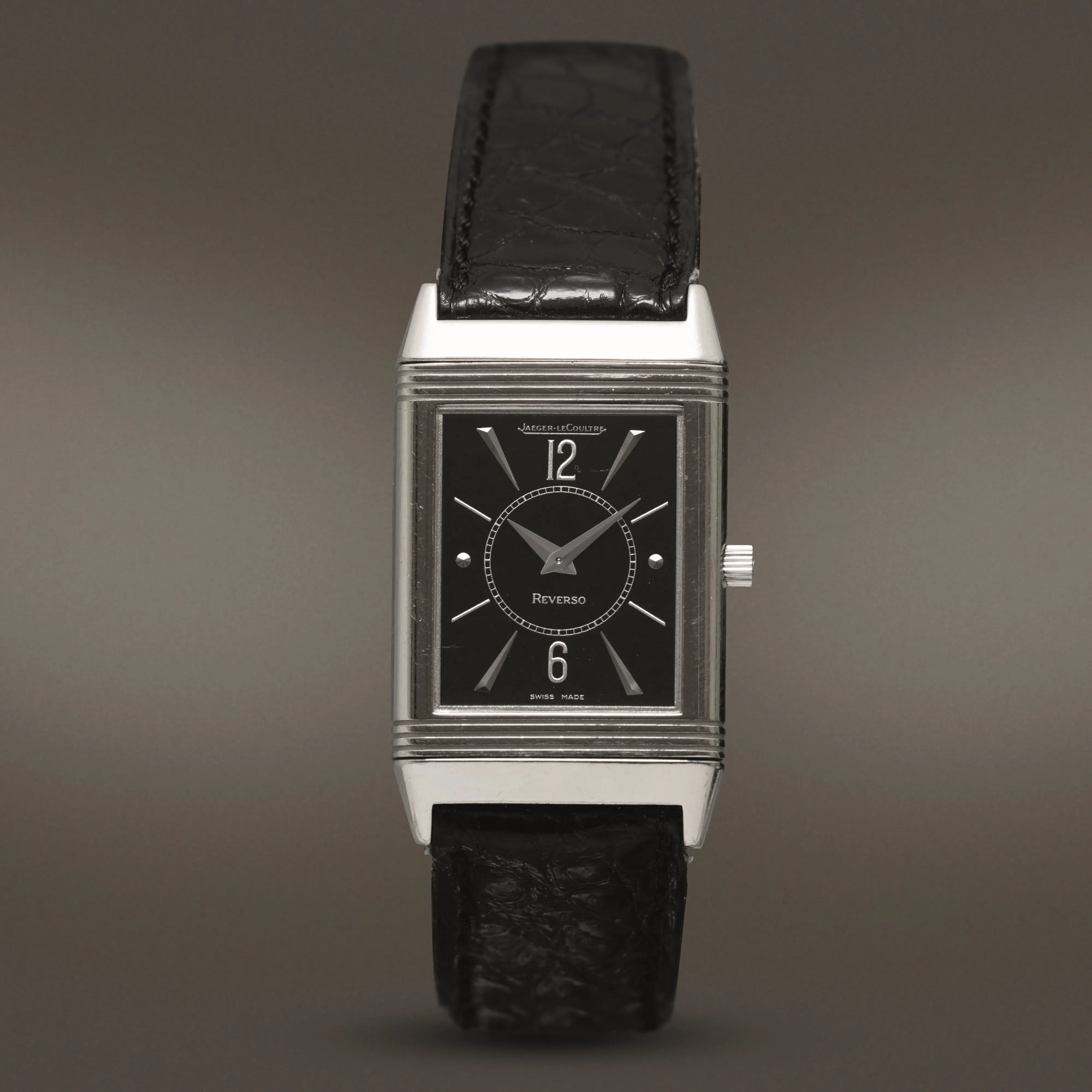 Jaeger-LeCoultre Reverso 250.3.86 38mm White gold Black