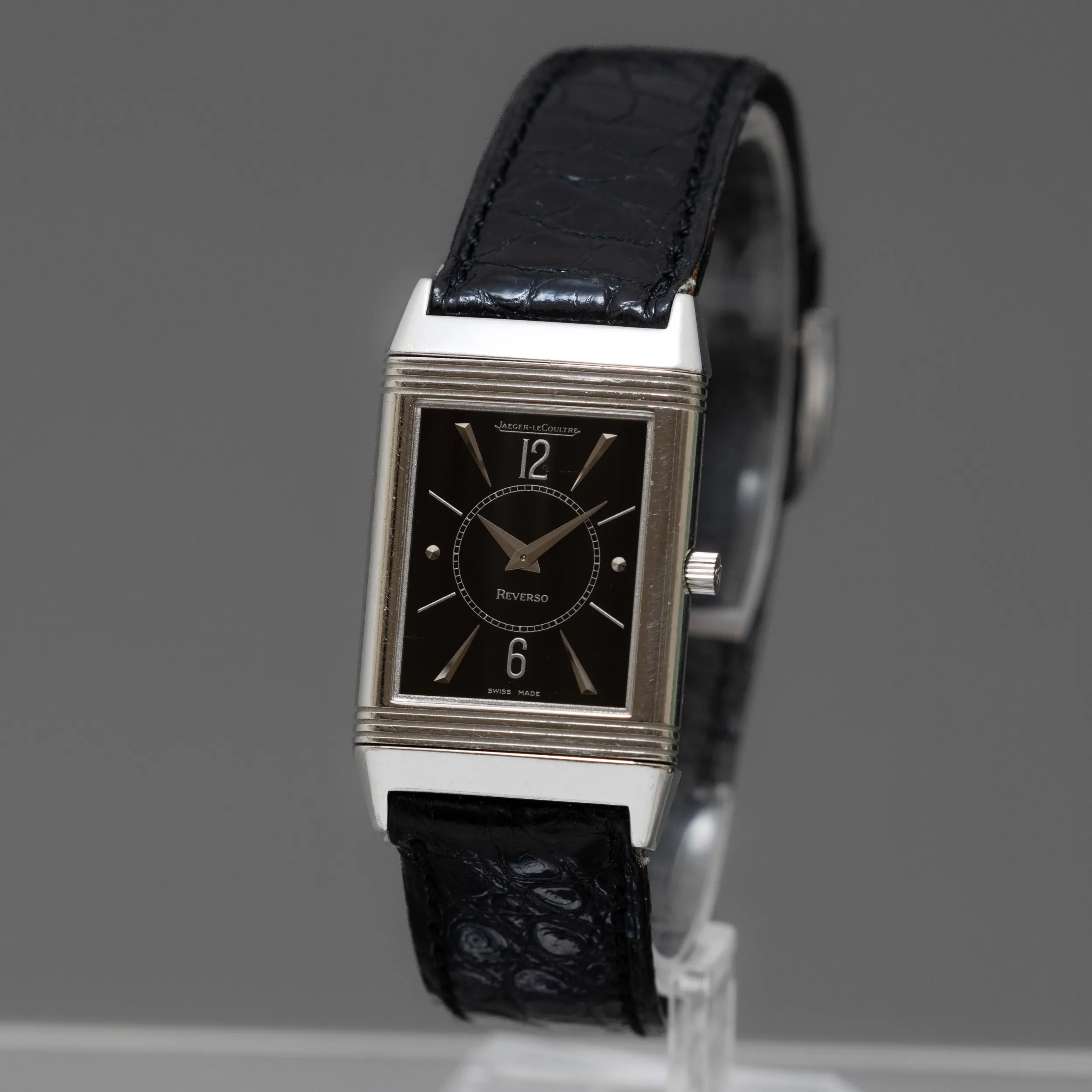 Jaeger-LeCoultre Reverso 250.3.86 38mm White gold Black 1