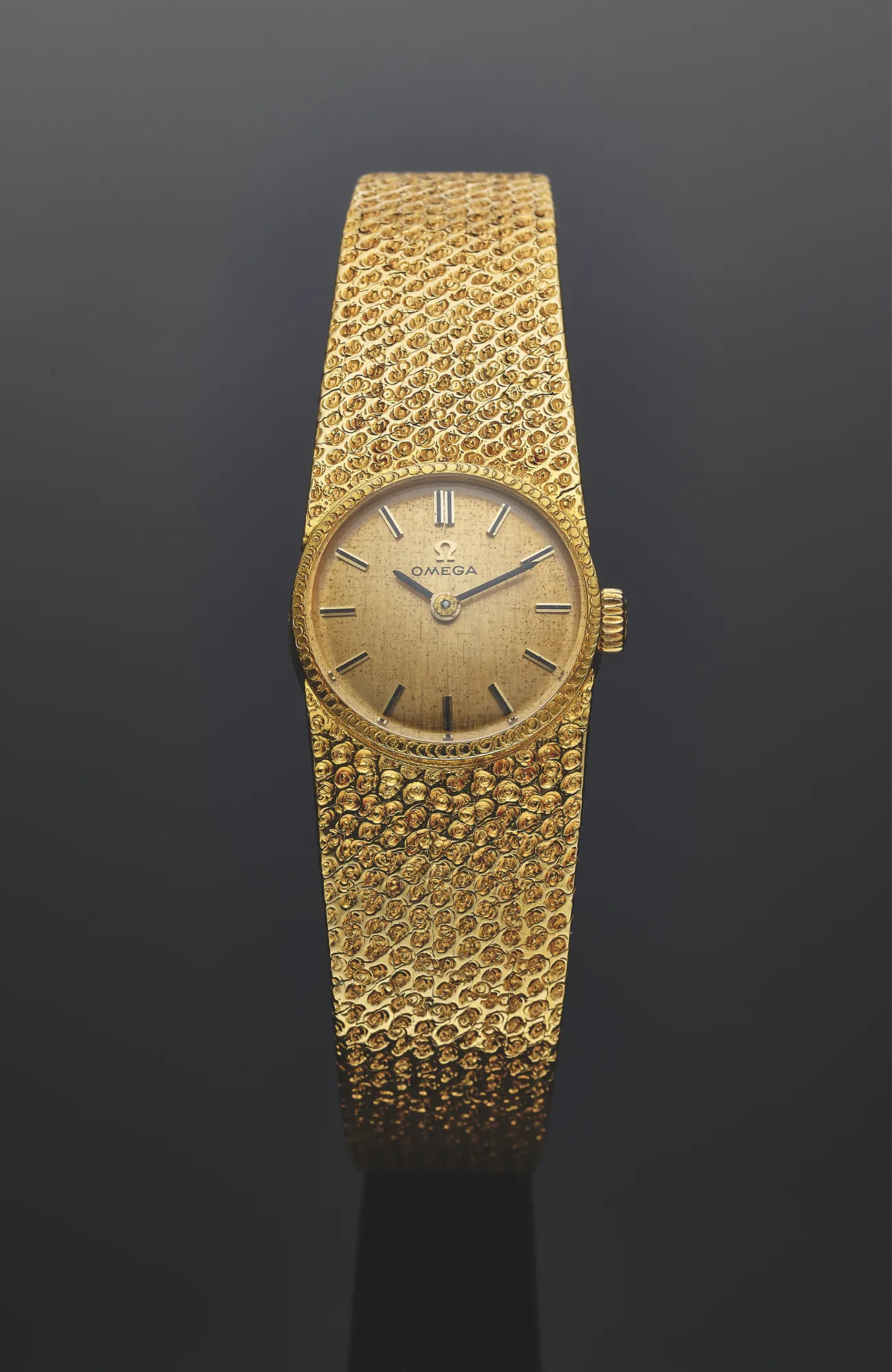 Omega 7173 17mm Yellow gold Champagne