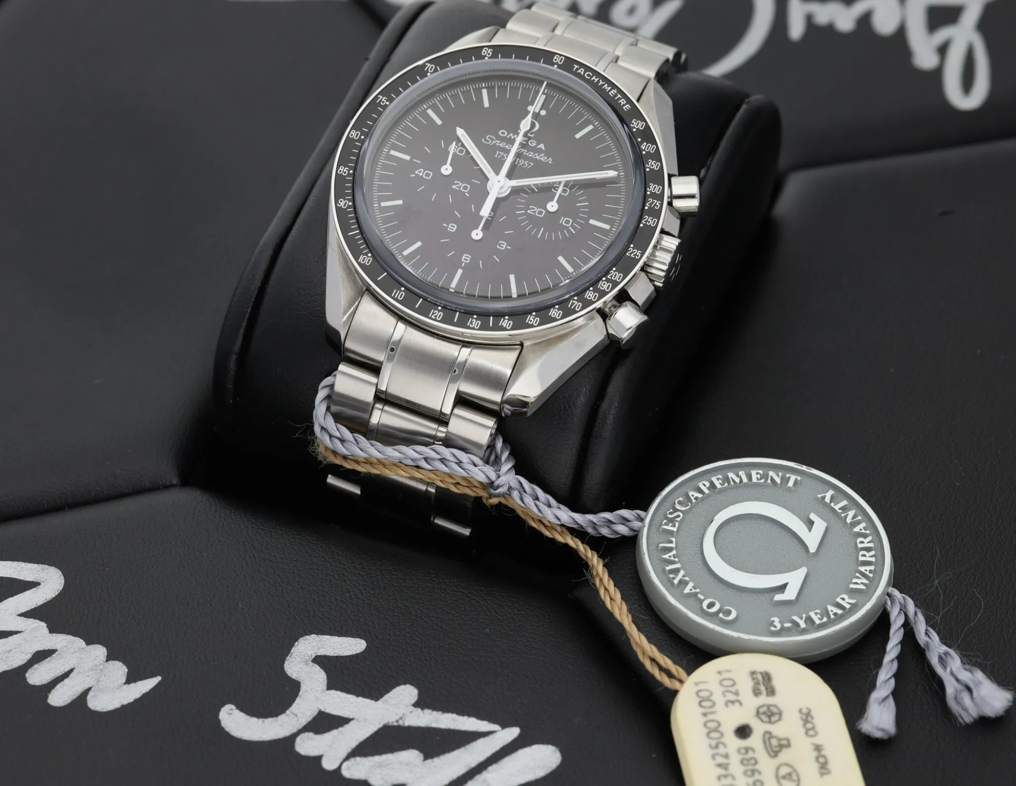 Omega Speedmaster Moonwatch 311.33.42.50.01.001 42mm Stainless steel Black 6