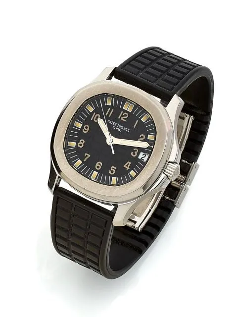 Patek Philippe Aquanaut 5060A 36mm Stainless steel Black