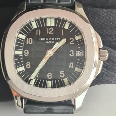 Patek Philippe Aquanaut 5065A-001 38mm Stainless steel Black