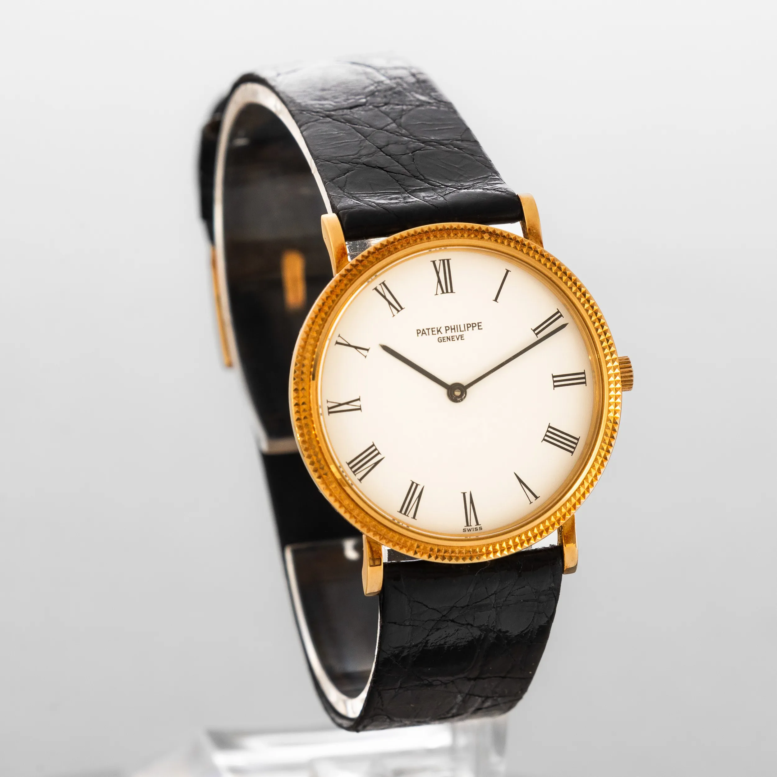 Patek Philippe Calatrava 3954 33mm Yellow gold White 2