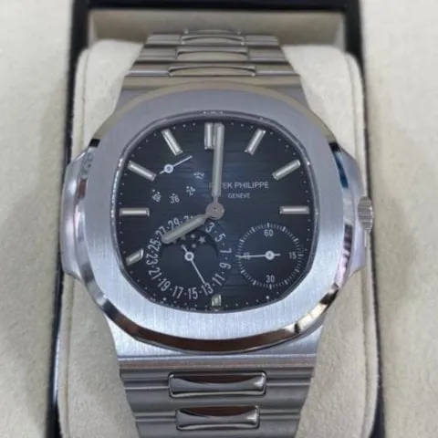 Patek Philippe Nautilus Moonphase 5712/1A-001 40mm Stainless steel Blue