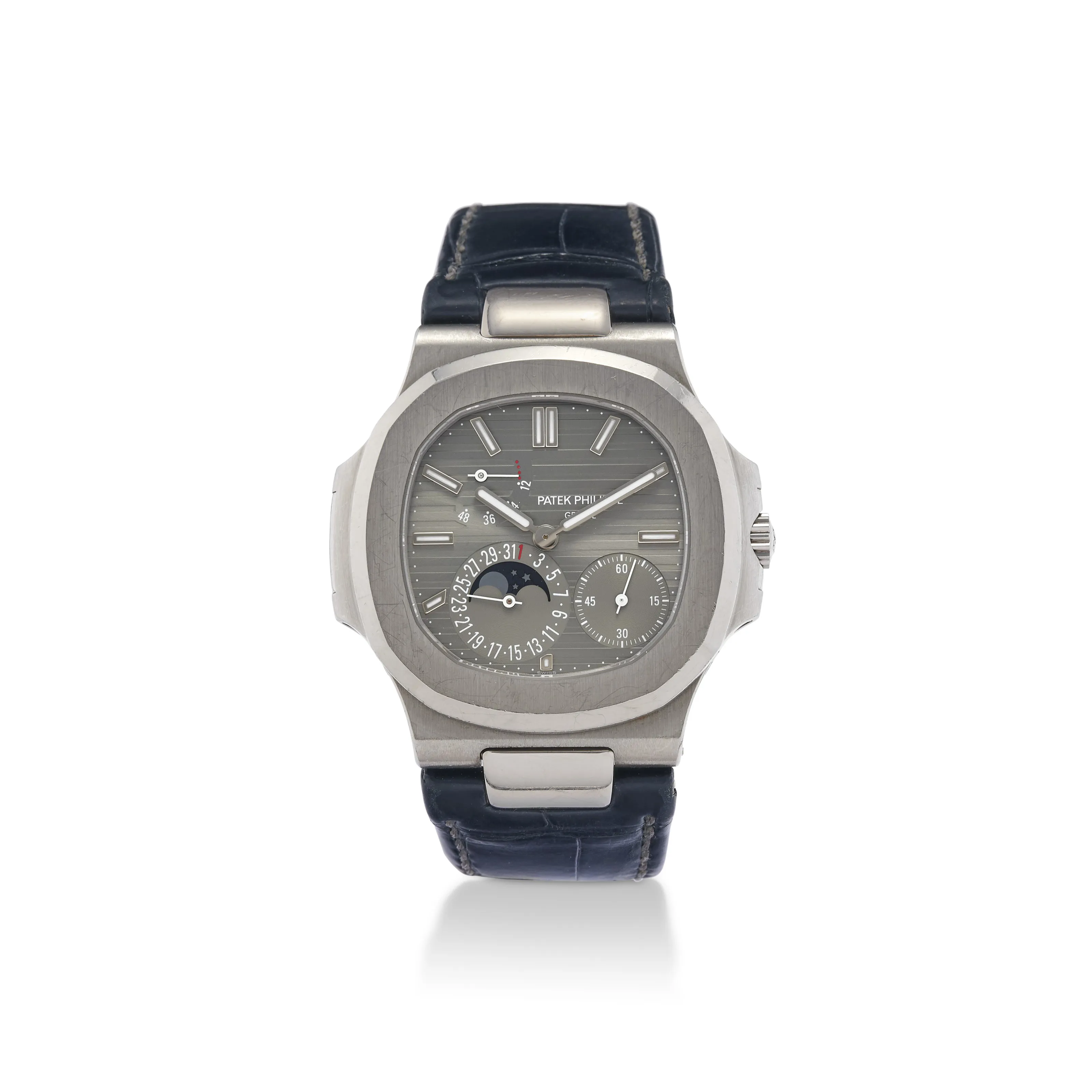 Patek Philippe Nautilus 5712g 40mm White gold Gray