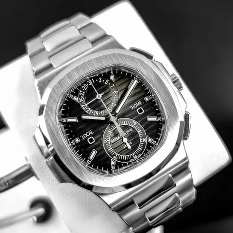 Patek Philippe Nautilus 5990/1A-001 40.5mm Stainless steel Black