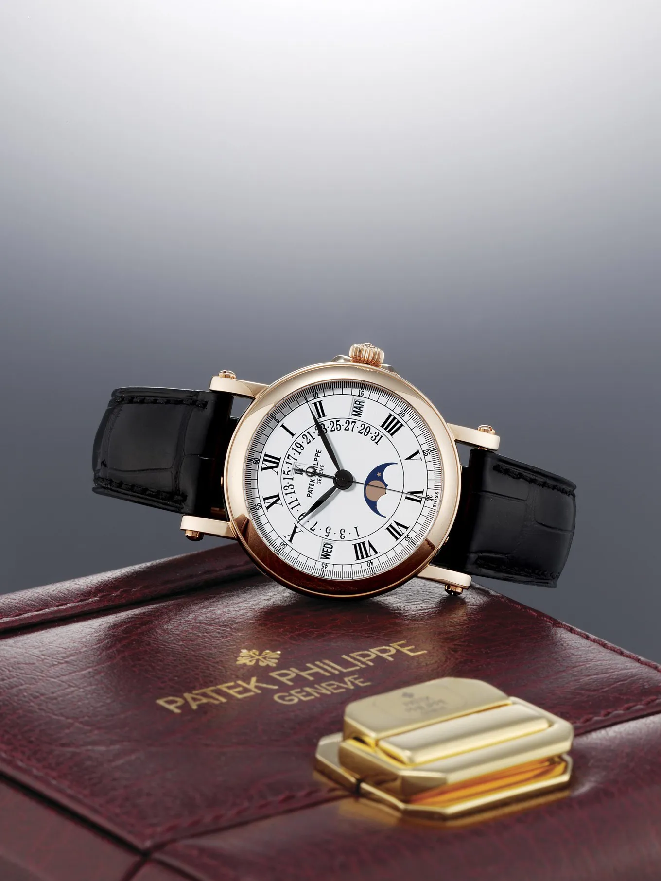 Patek Philippe Perpetual Calendar 5059R 36mm Rose gold Porcelain white