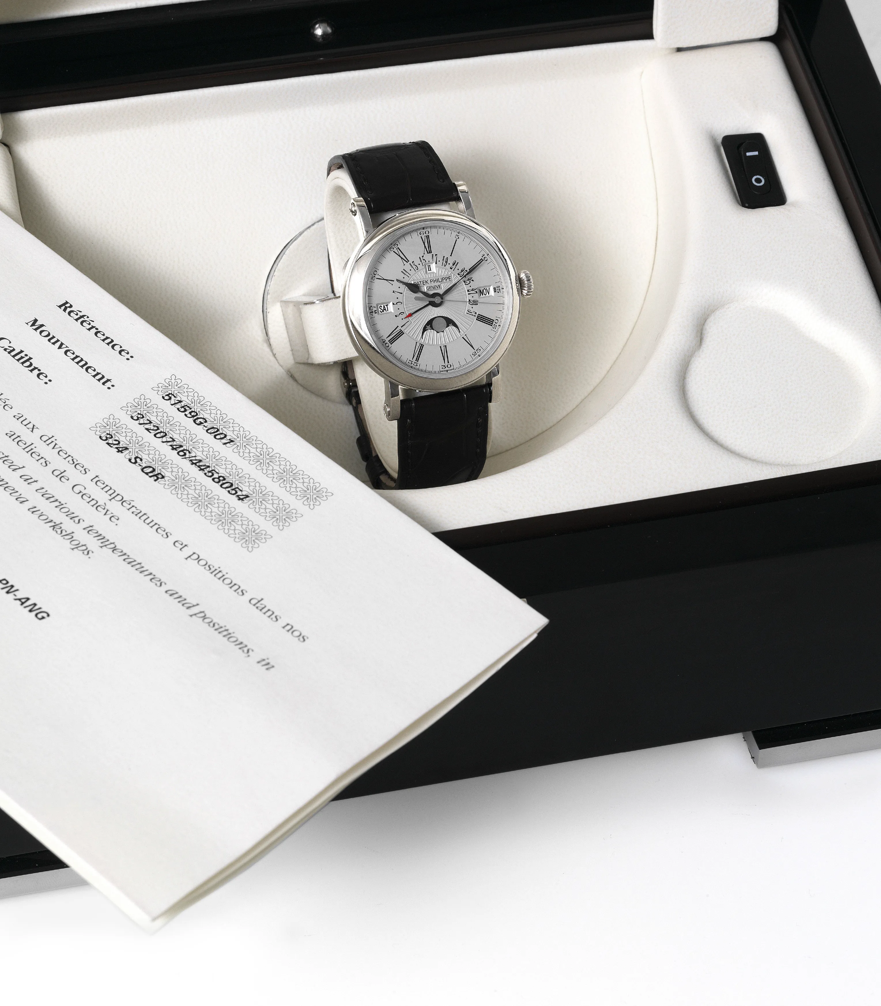 Patek Philippe Perpetual Calendar 5159G 38mm White gold Silver