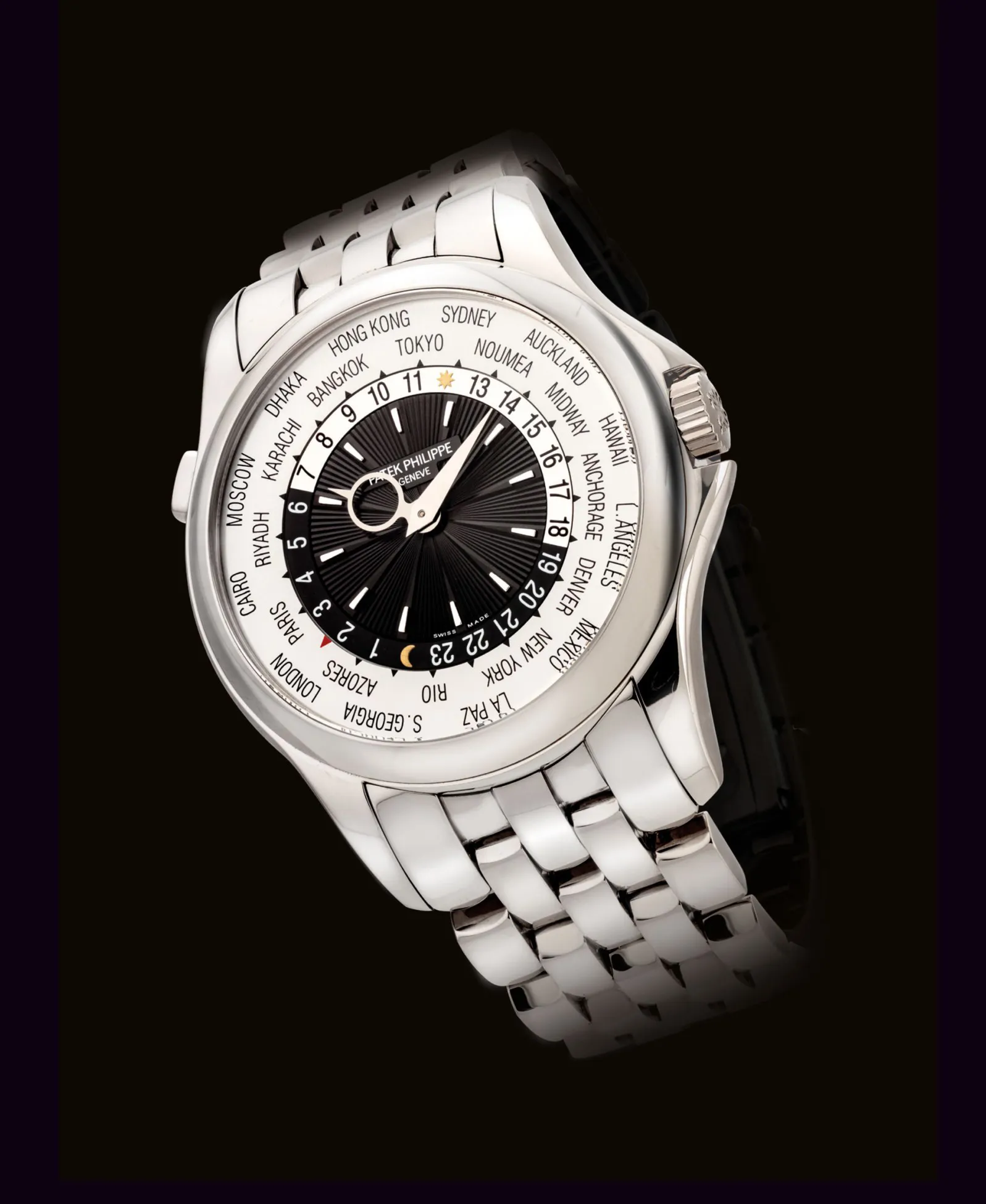 Patek Philippe World Time 5130/1G 39.5mm White gold Silevered