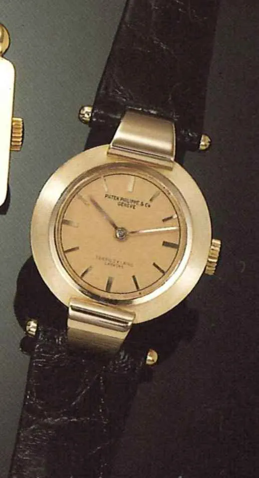 Patek Philippe 30mm Rose gold Champagne