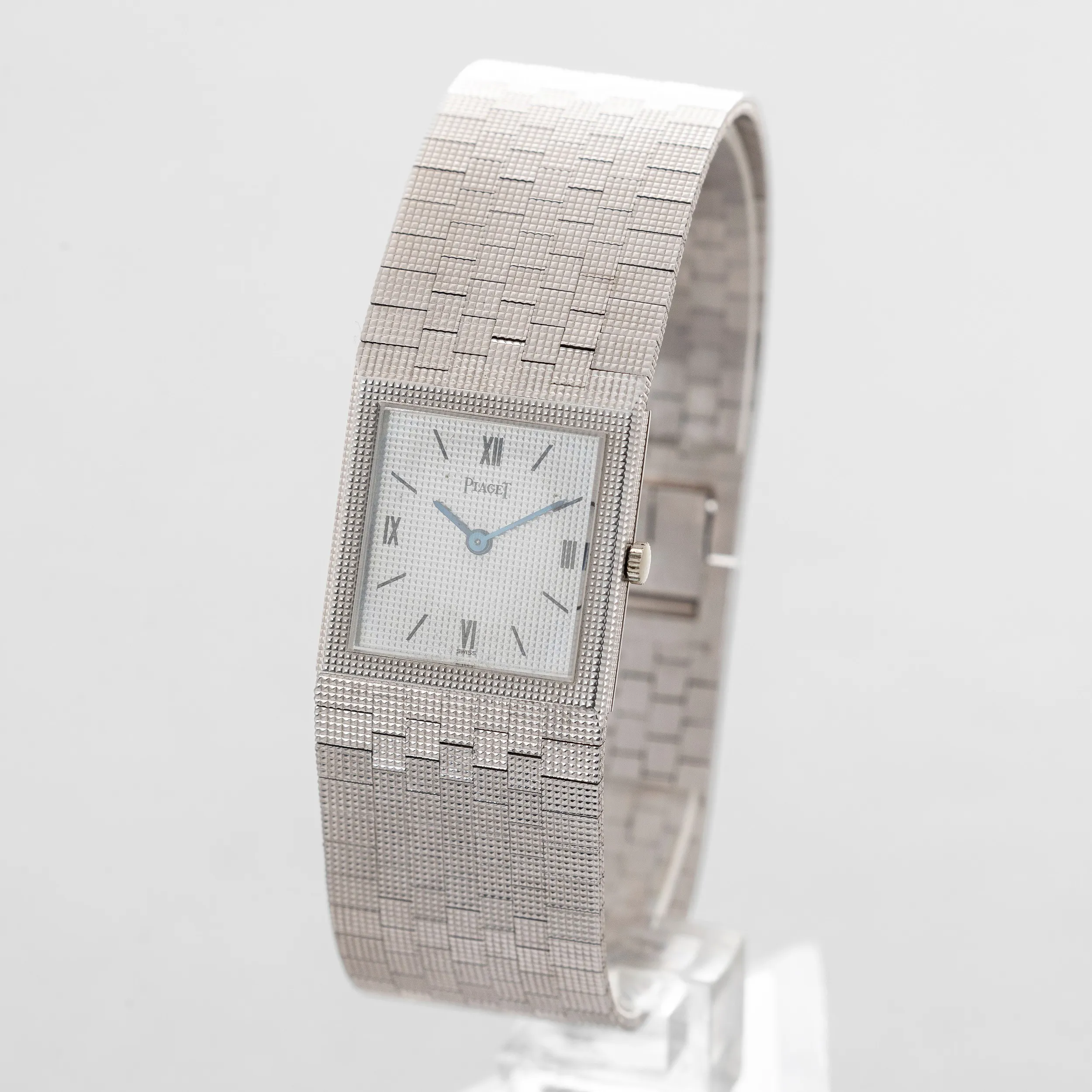 Piaget Tank 9131 23mm White gold Silver 2