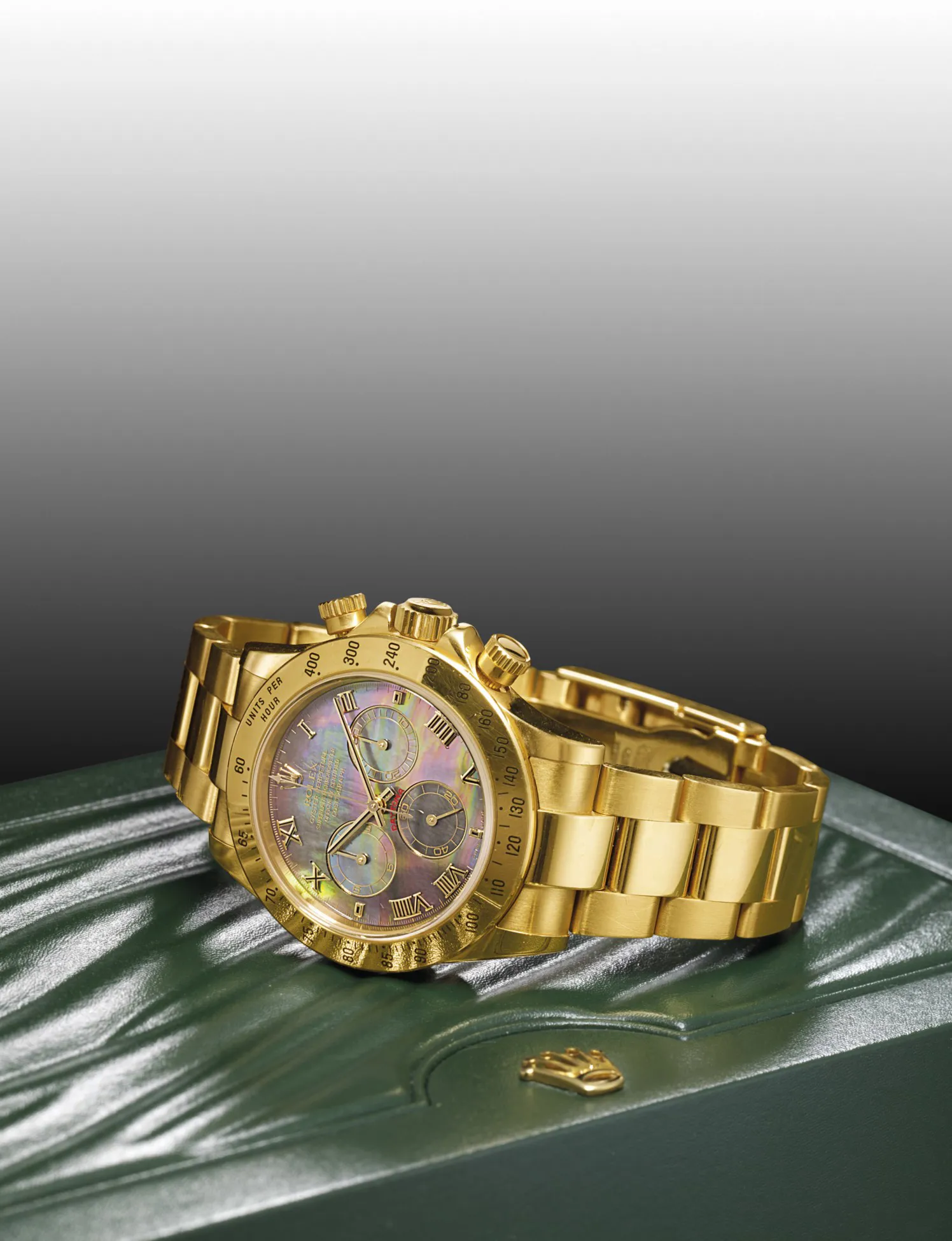 Rolex Daytona 116528 39mm Yellow gold Mother-of-pearl