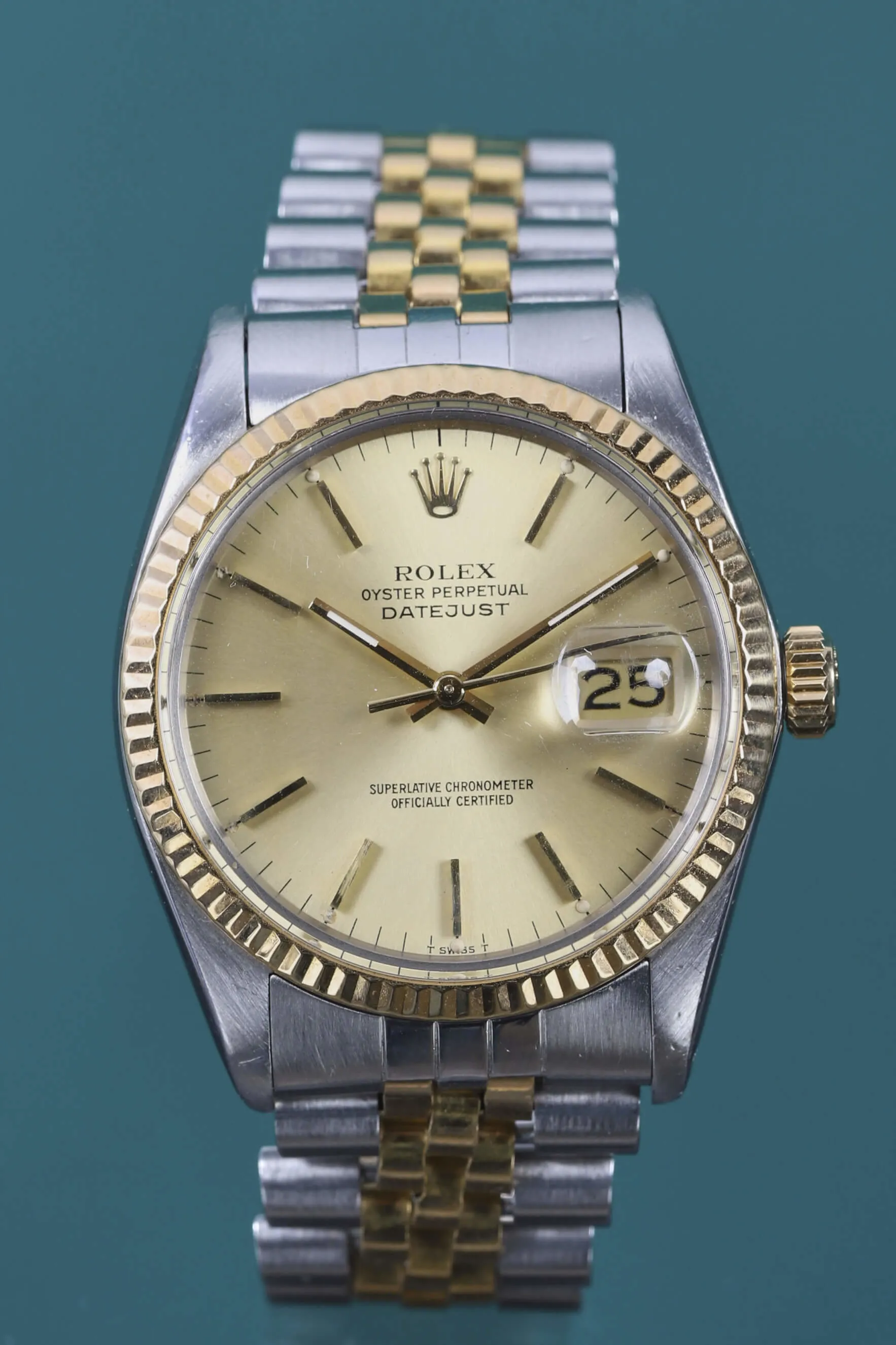 Rolex Datejust 36 16013 36mm Yellow gold and stainless steel Champagne