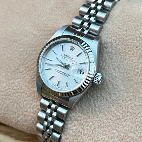 Rolex Lady-Datejust 79174 26mm Stainless steel Silver