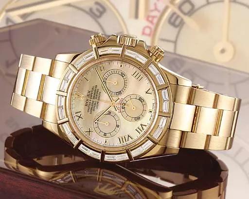 Rolex Daytona 116568 39mm Yellow gold Mother-of-pearl