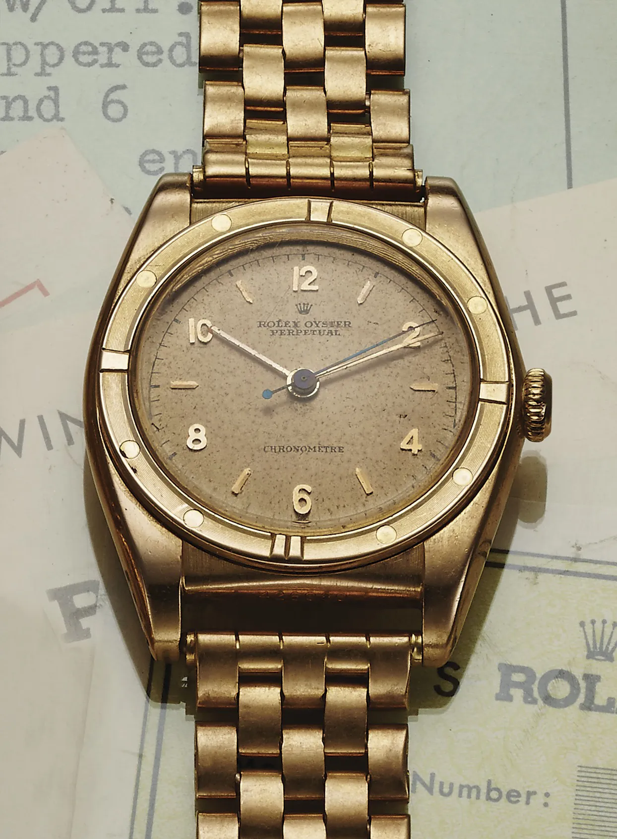 Rolex Oyster Perpetual 3372 32mm Rose gold Champagne