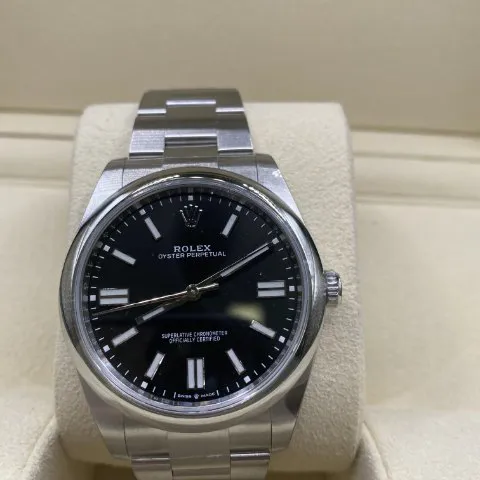 Rolex Oyster Perpetual 41 124300 41mm Steel Black