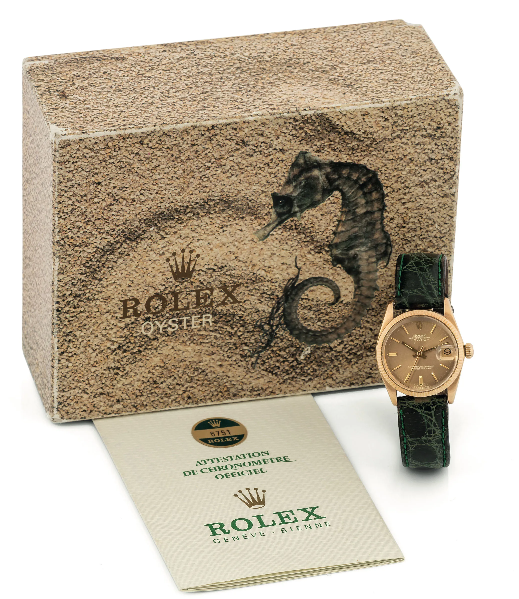 Rolex Oyster Perpetual 31 6751 Yellow gold Champagne