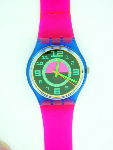 Swatch Plastic Black