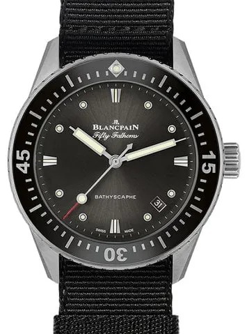 Blancpain Fifty Fathoms 5100B-1110-NABA 38mm Stainless steel Gray meteor