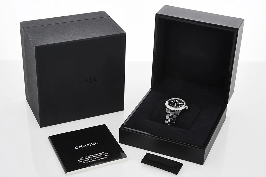 Chanel J12 H0949 38mm Ceramic Black 3