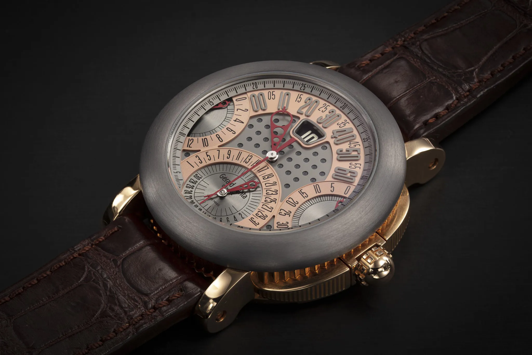 Gérald Genta Retro ABC.Y.55 45mm Rose gold Gray