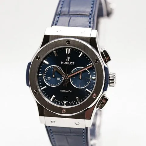 Hublot Classic Fusion 541.NX.7170.LR 42mm Titanium Blue