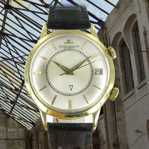 Jaeger-LeCoultre Memovox 855 37mm Yellow gold Silver