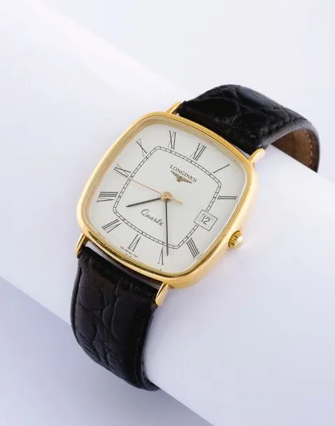 Longines Conquest 31mm Yellow gold White