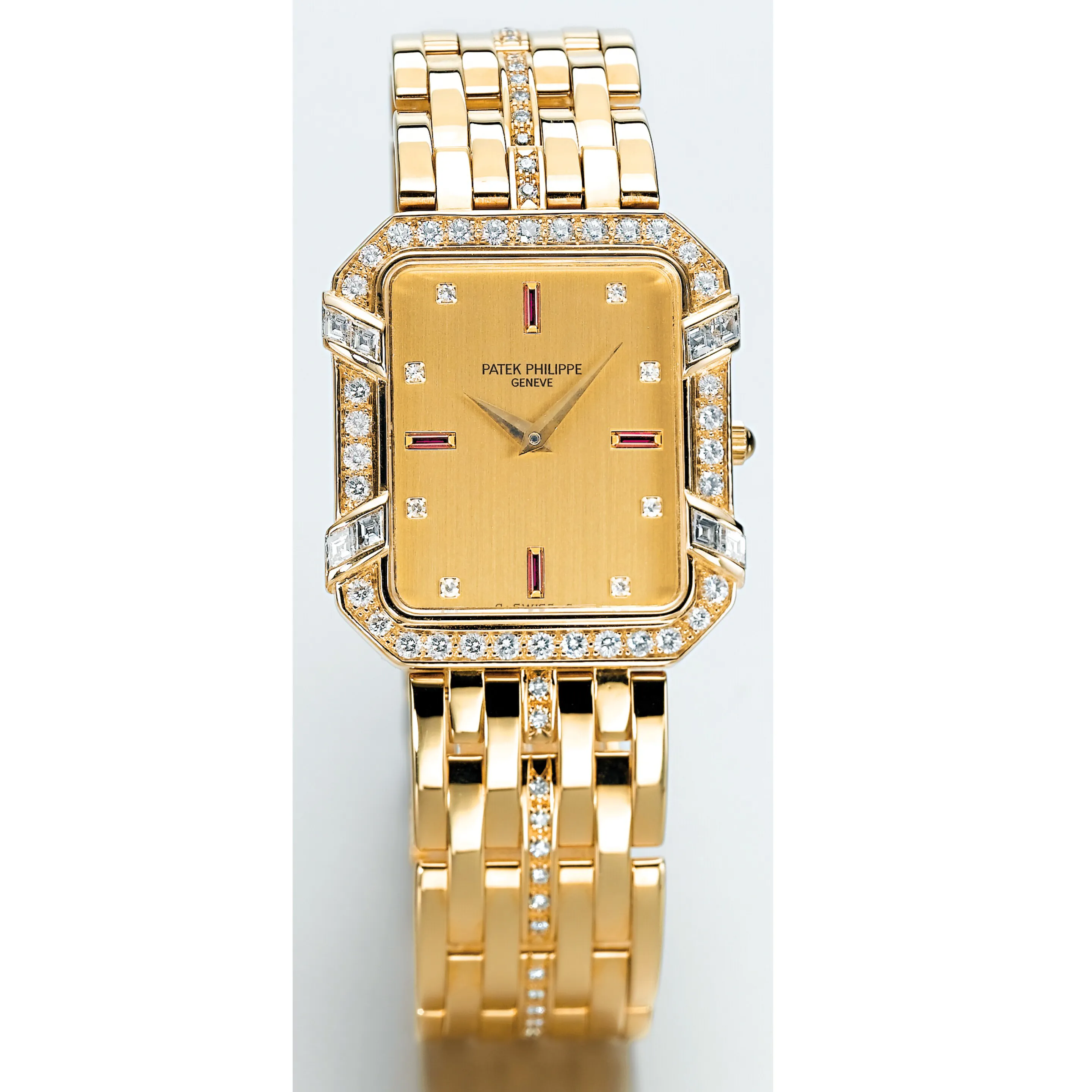 Patek Philippe 3833 30.5mm Yellow gold Champagne