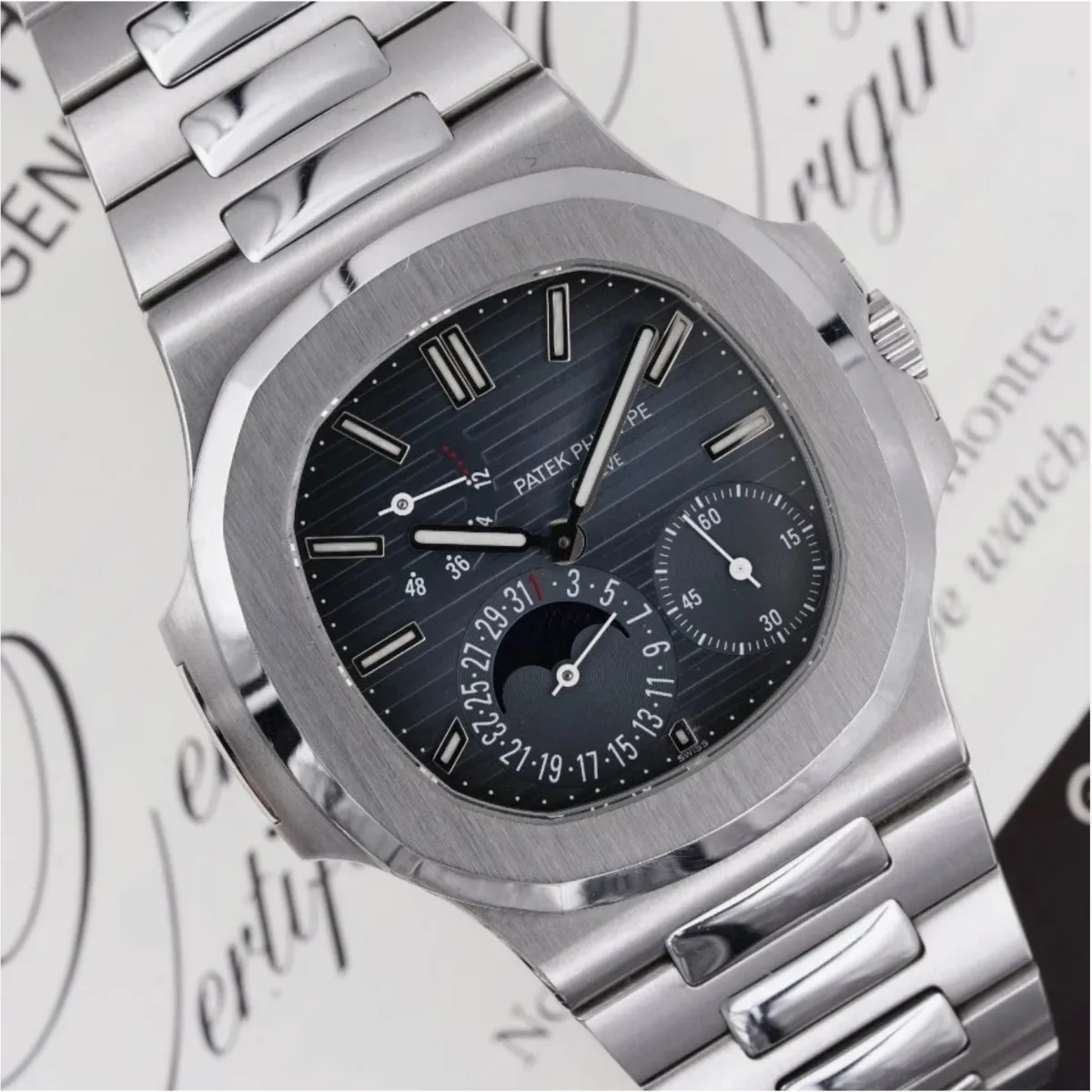 Patek Philippe Nautilus Moonphase 5712/1A-001 40mm Stainless steel Blue