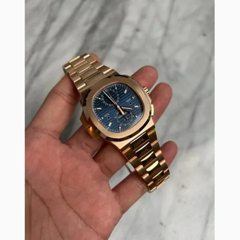 Patek Philippe Nautilus 5990/1R-001 40.5mm Rose gold Blue