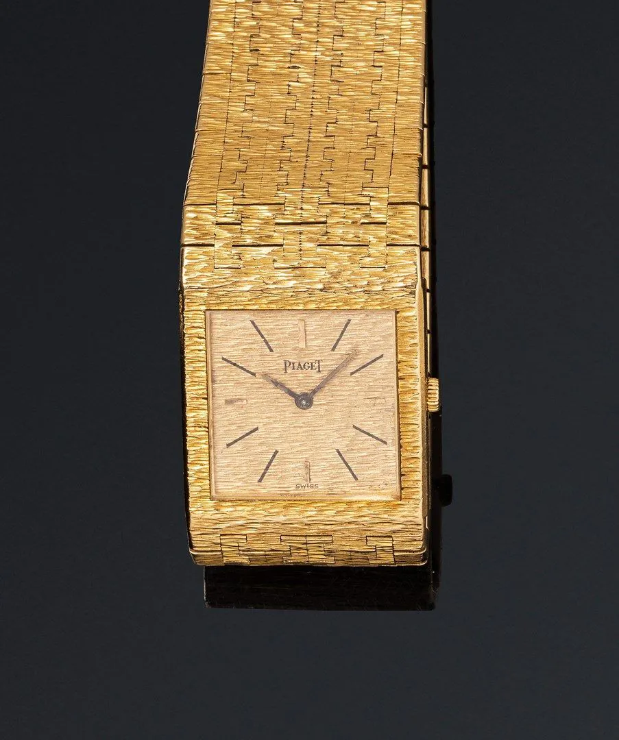 Piaget 9133 23mm Yellow gold Champagne