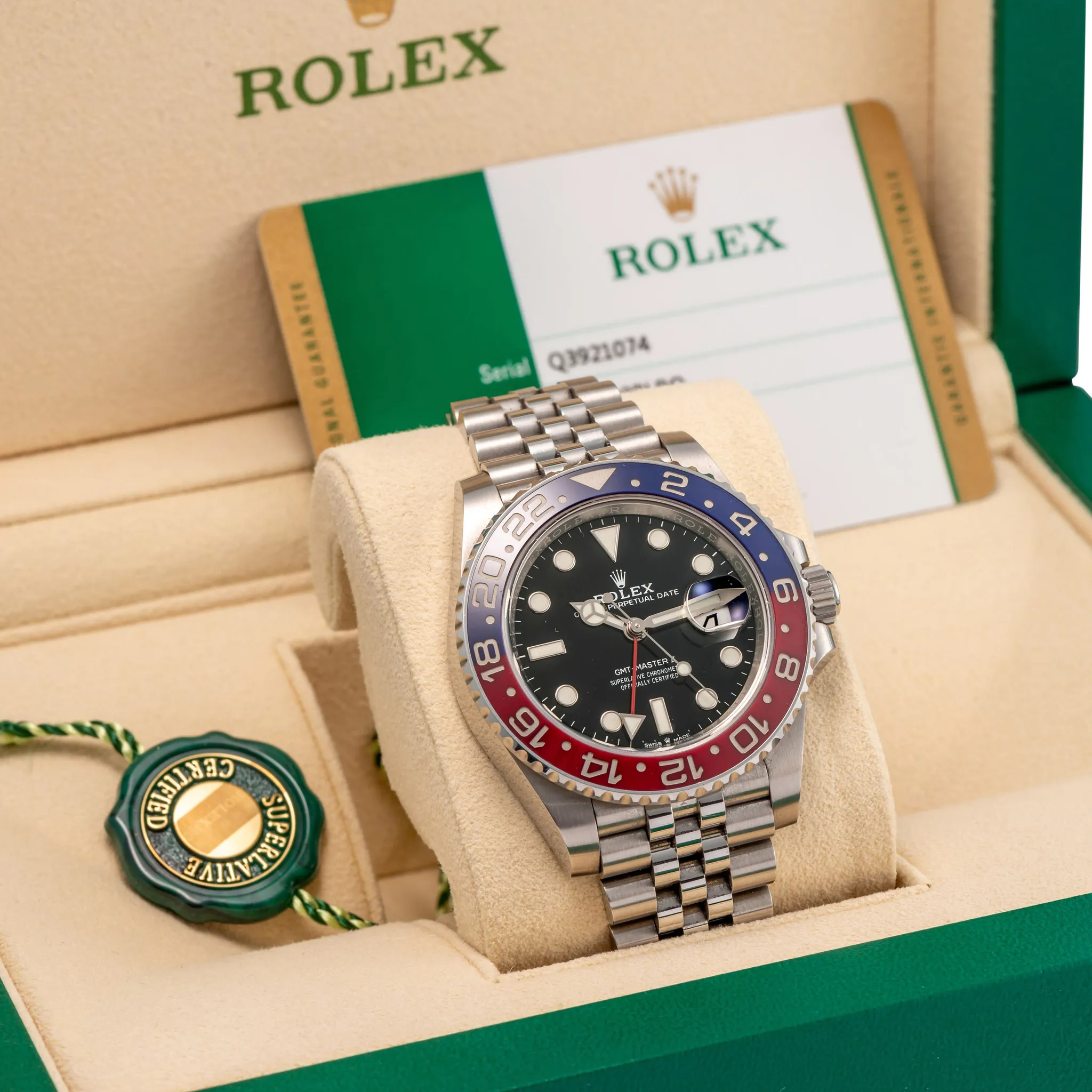 Rolex GMT-Master II 126710 40mm Stainless steel Black 2