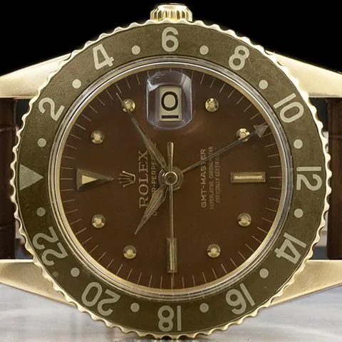 Rolex GMT-Master 1675 40mm Yellow gold