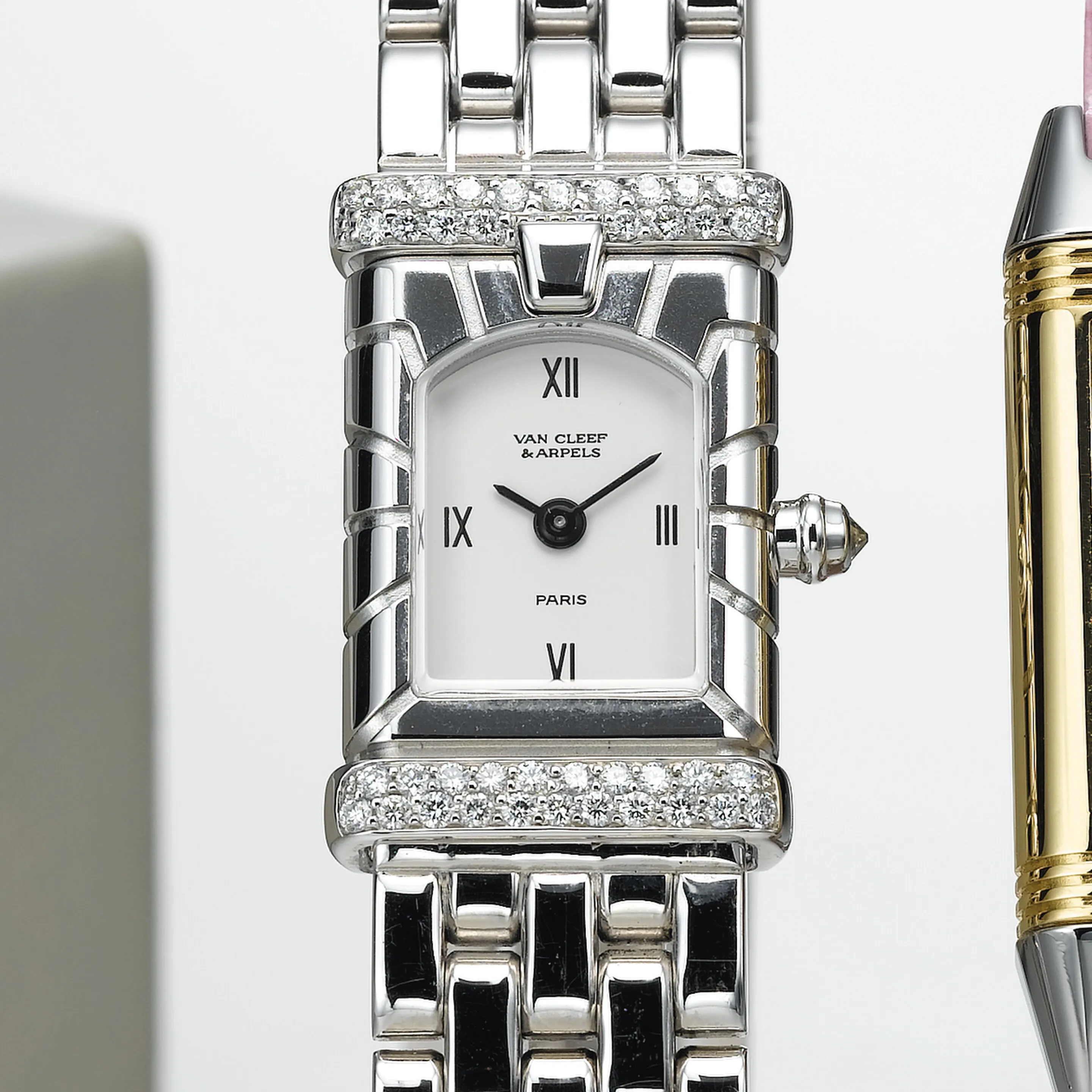 Van Cleef & Arpels 22.5mm White gold White