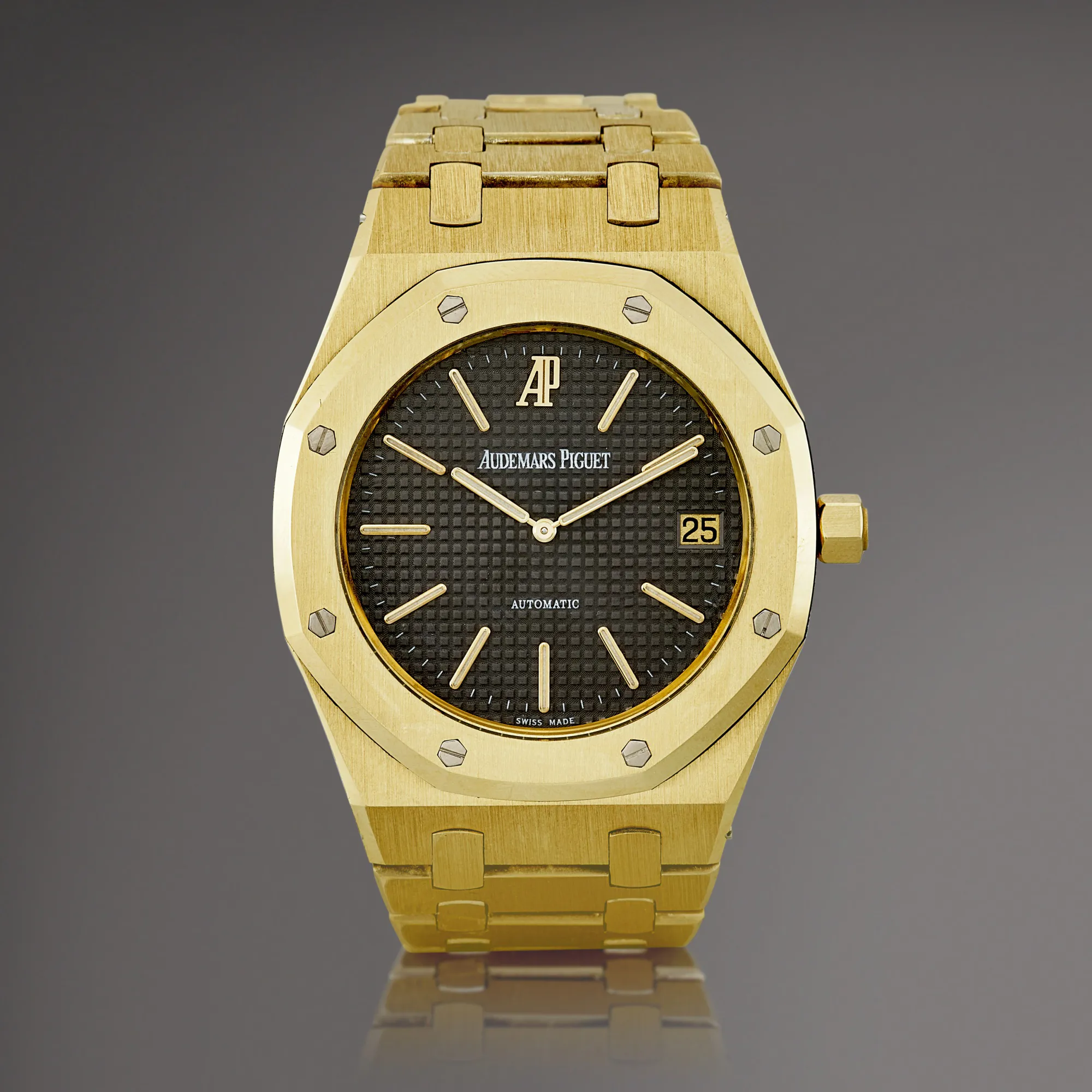 Audemars Piguet Royal Oak 14802 39mm Yellow gold White