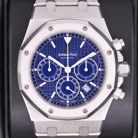 Audemars Piguet Royal Oak 26300ST.OO.1110ST.04 39mm Stainless steel Blue