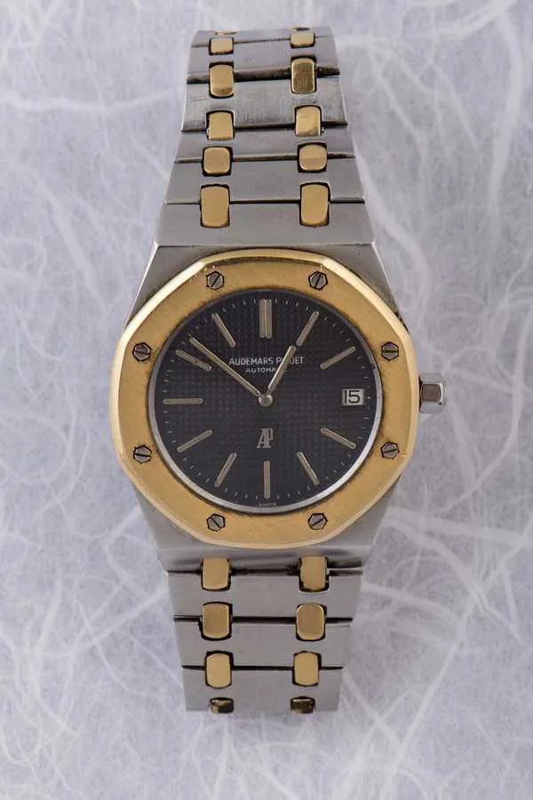 Audemars Piguet Royal Oak 5402 39mm Yellow gold and stainless steel Black