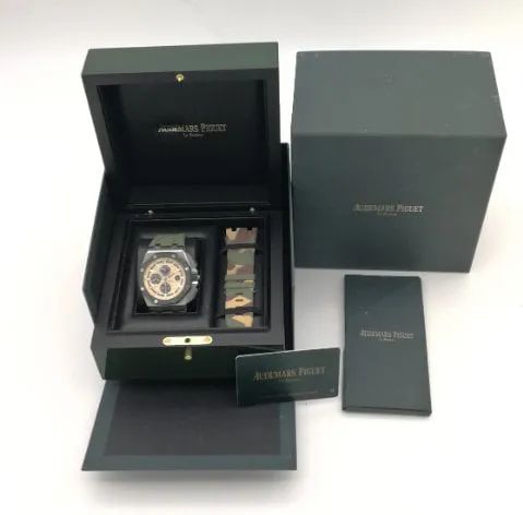 Audemars Piguet Royal Oak Offshore 26400SO.OO.A054CA.01 44mm Stainless steel Beige