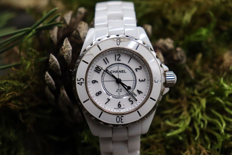 chanel-j12-w-d-844832675423.jpg