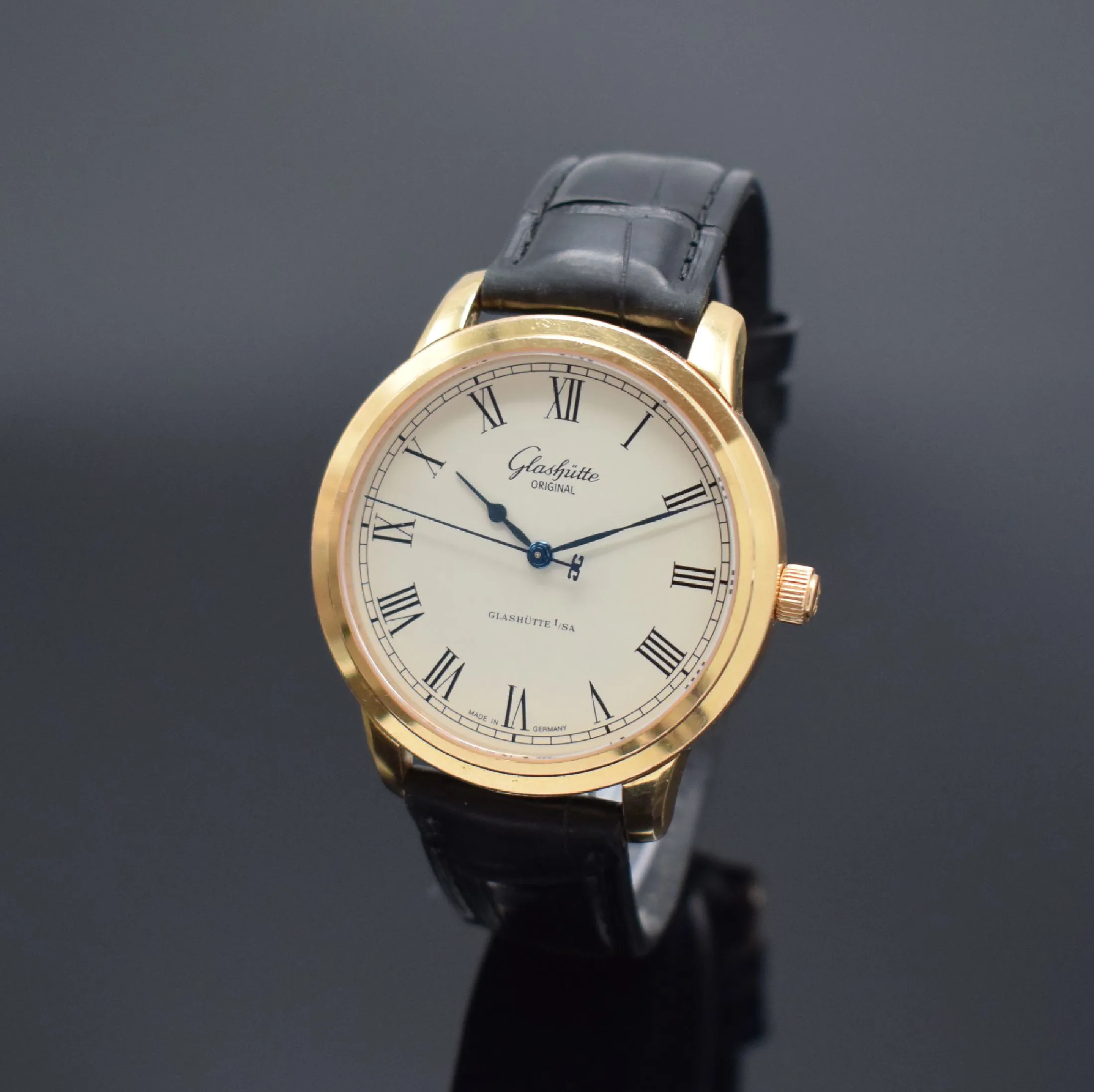 Glashütte Senator 39-59-01-05-04 40mm Rose gold Cream