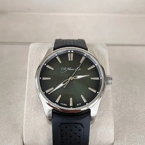 H. Moser & Cie. 3200-1211 43mm Stainless steel Green