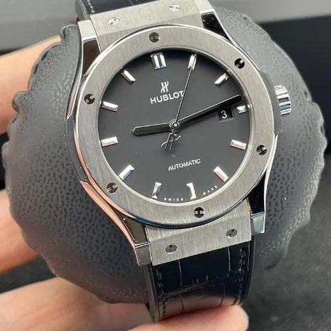 Hublot Classic Fusion 45, 42, 38, 33  542.NX.1171.LR 42mm Titanium Black